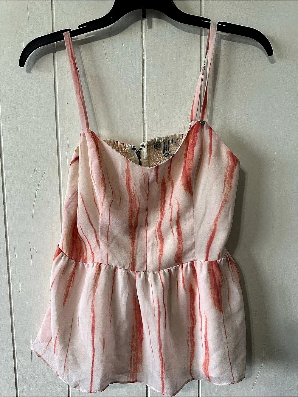 GUESS Abstract Pink & White Cami Size Medium